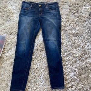 American Eagle Low-rise Jegging Jeans